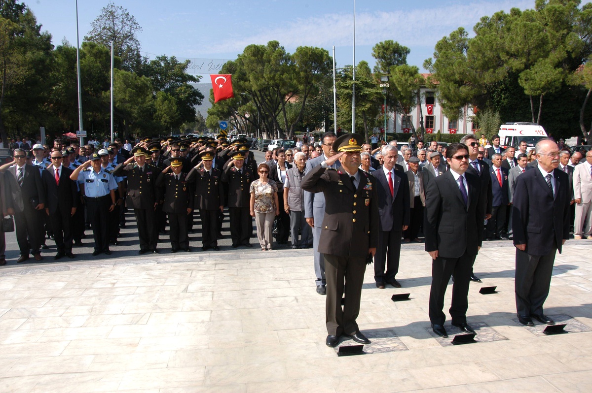 Gazi Binbaşı Kanlıyer; "Şehit Nurlu, Gazi Onurludur"