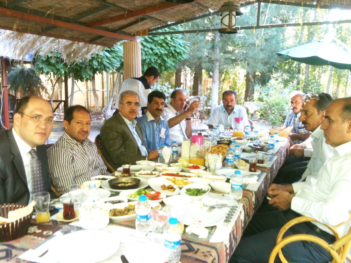 Milletvekilleri Fındıklı ve Öz, Kale İlçesini Ziyaret Etti
