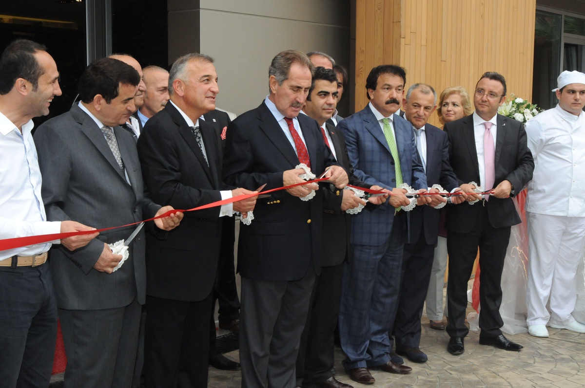 Ordu Ek Açılışları Yaptı, Ordu\'dan Ayrıldı
