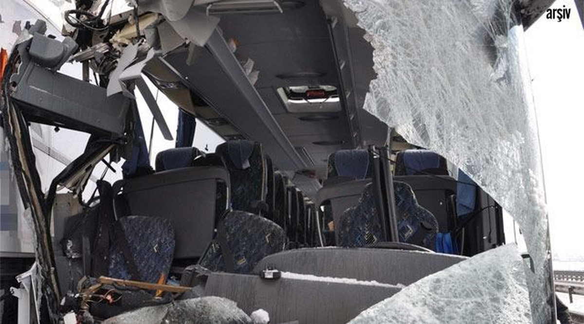 Trafik Kazasında Ölen İki Kişinin İsmi Belirlenemedi