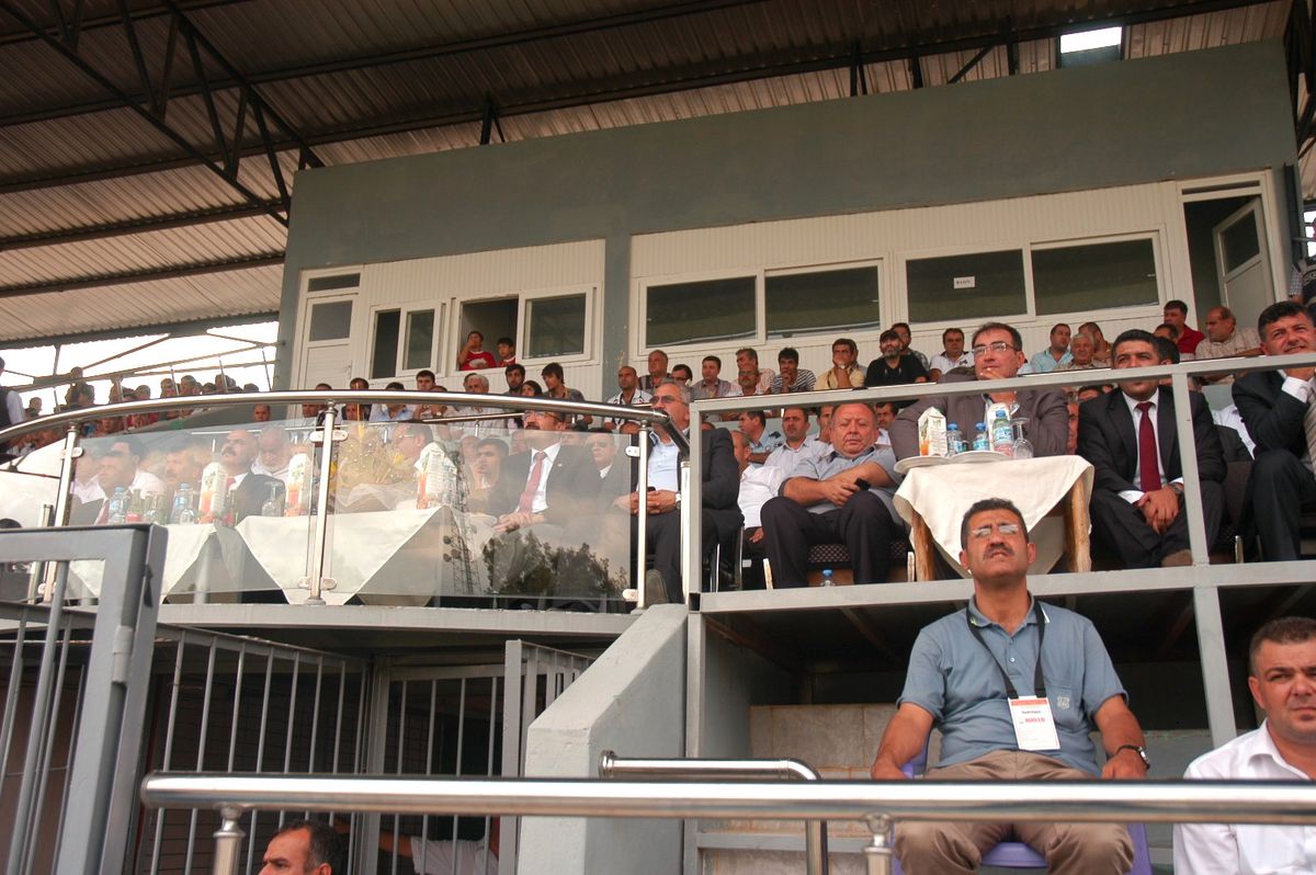 Kadirlispor Tur Atladı