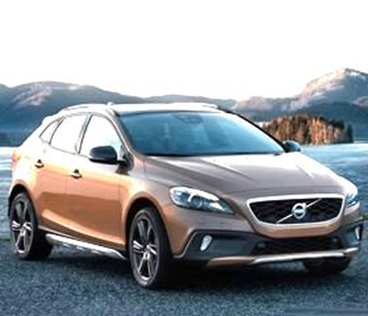 Volvo, V40 Cross Country\'nin Perdesini Araladı