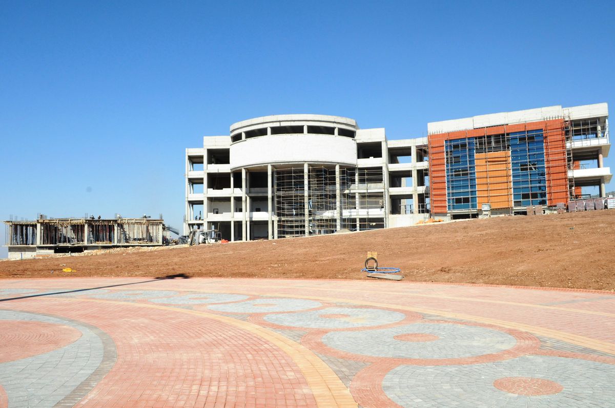 7 Aralık Üniversitesi Gelişmeye Devam Ediyor