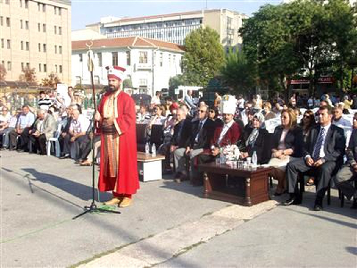 Ahilik Haftası Esnaf Yürüyüşü ile Kutlandı
