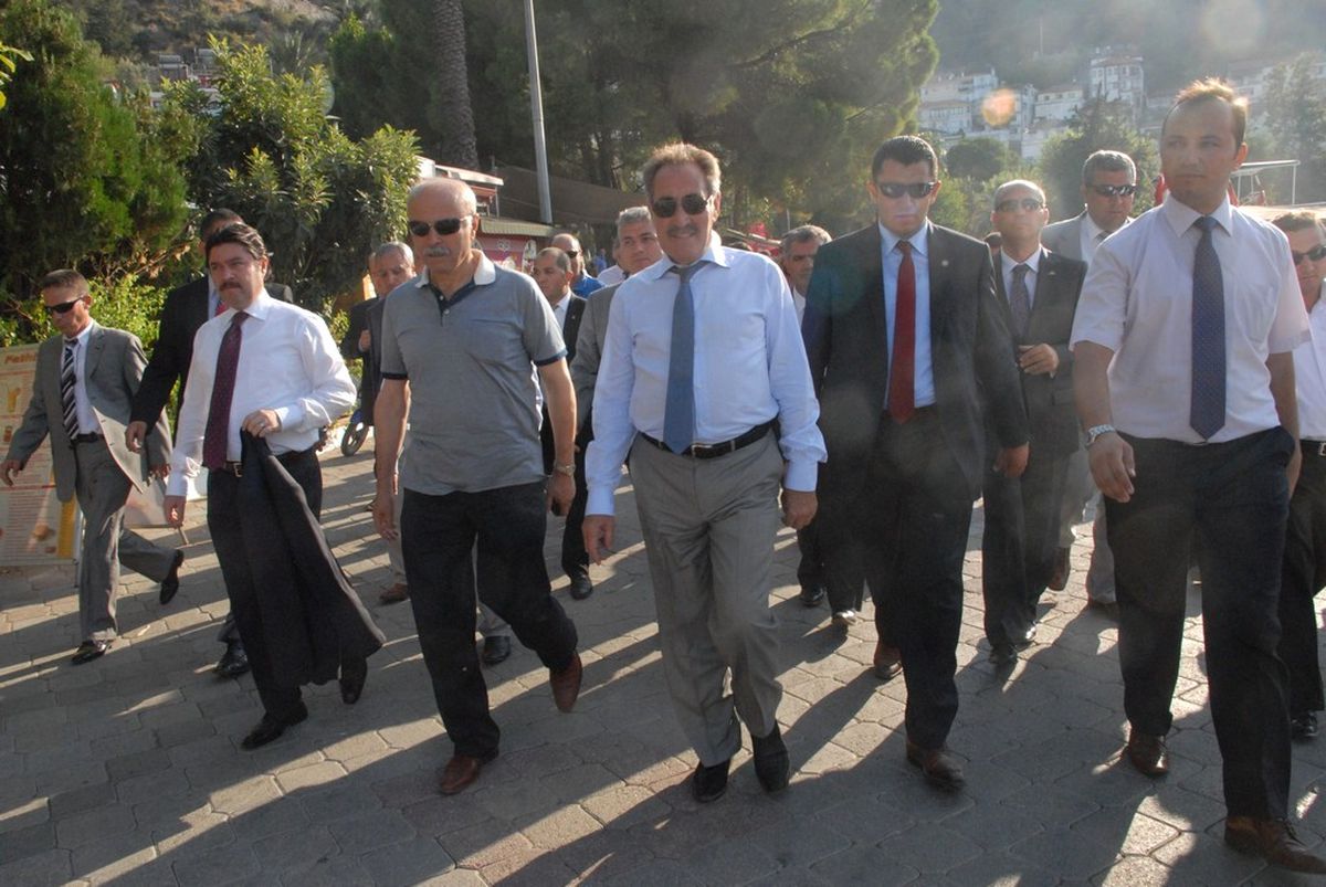 Bakan Günay, Fethiye Belediyesi\'nde Protokol İmzaladı