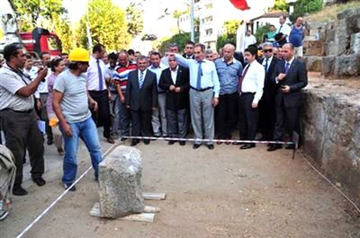 Bakan Günay: Yurt Dışındaki Eserler Tek Tek Getirilecek