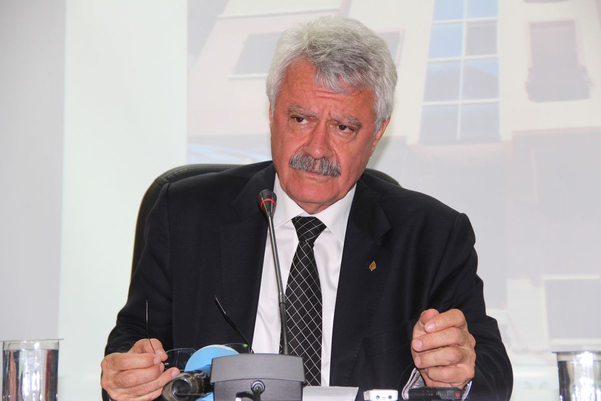 Başkan Tanık, Akpınar Mahallesi Sorununu Değerlendirdi