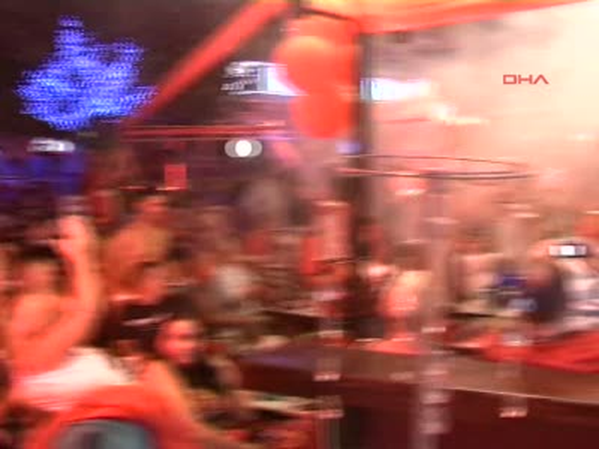Galatasaray ile Manchester Kol Kola