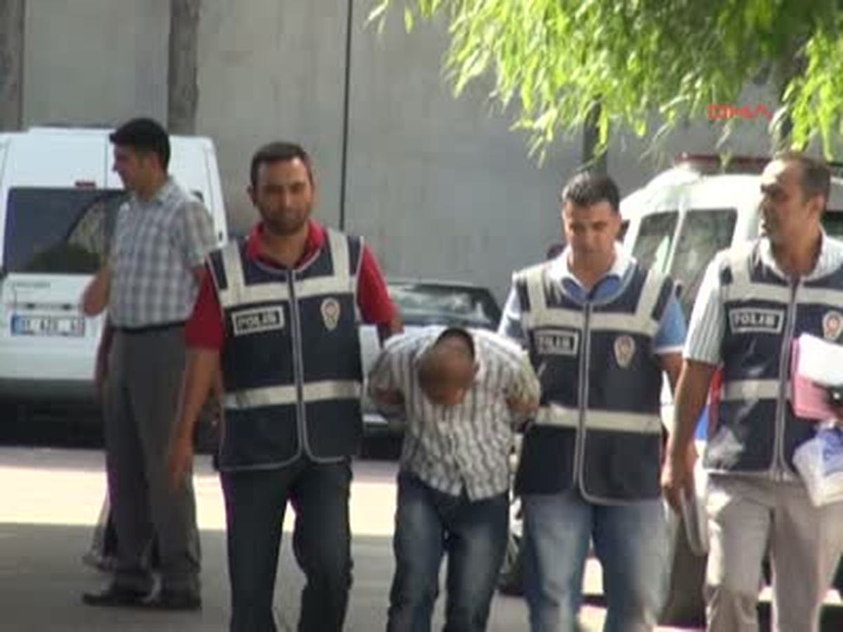 Yüzündeki Doğum Lekesi Yakalattı
