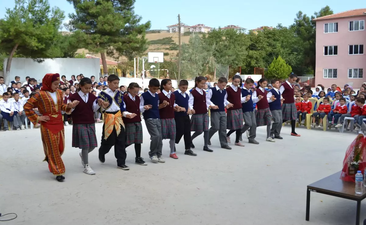 İlköğretim Haftası Kula'da da Kutlandı