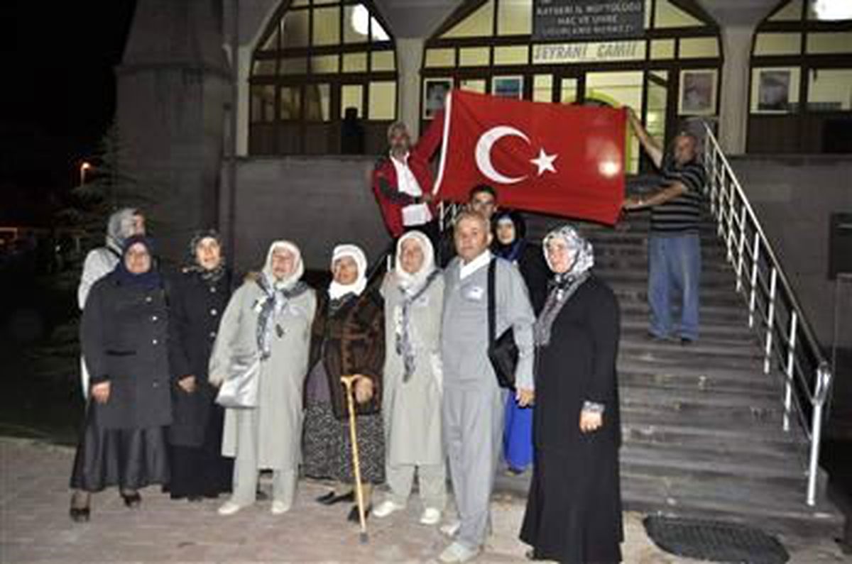 Kayseri\'den İlk Hacı Kafilesi Yola Çıktı