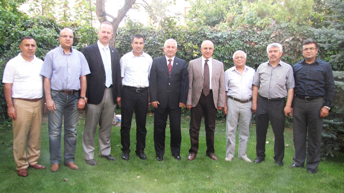 Kayseri Milletvekili Ahmet Öksüzkaya Kayseri Smmm Odası\'nı Ziyaret Etti
