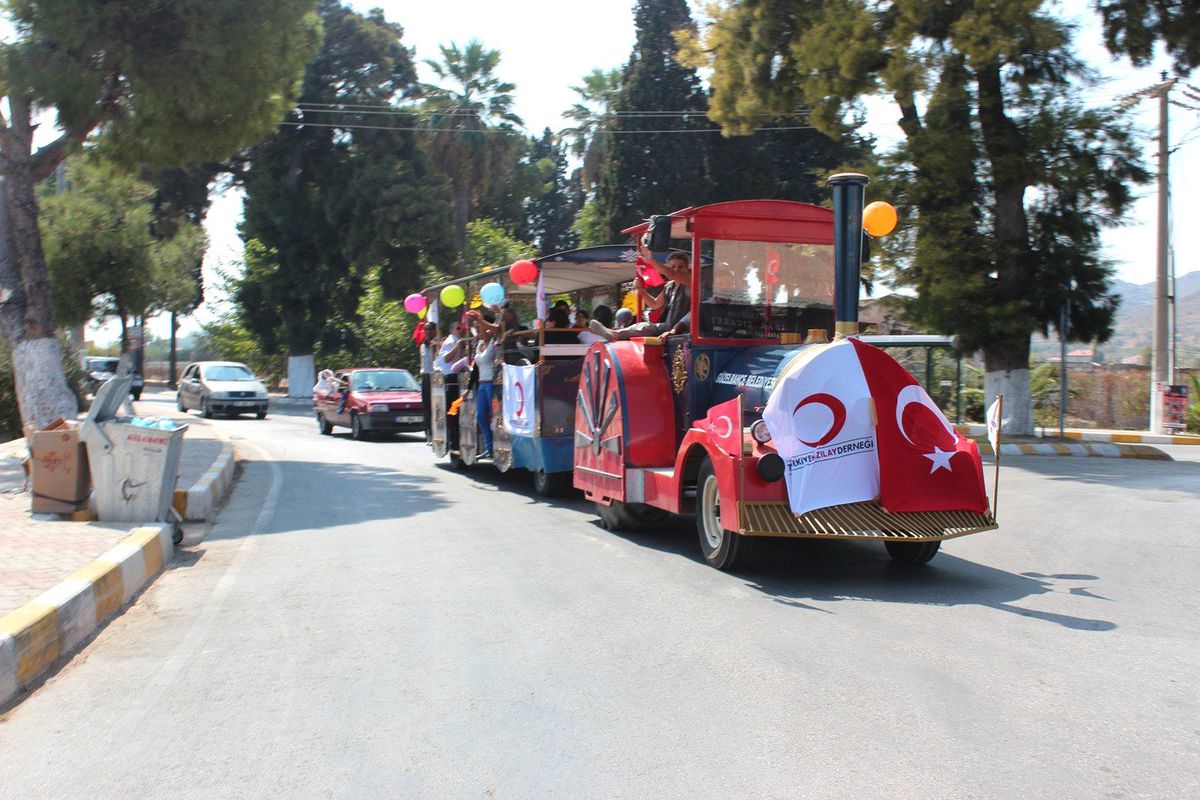 Urla\'da 16 Çocuk Sünnet Ettirildi