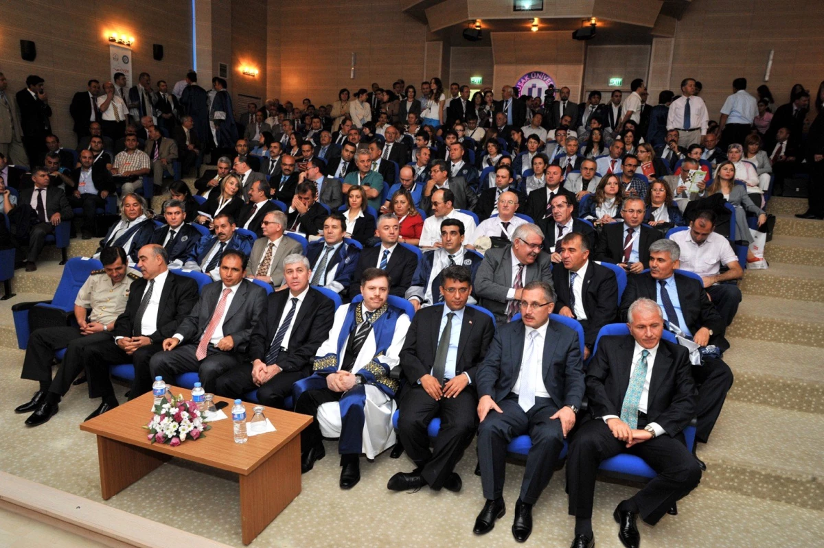 Uşak Üniversitesi\'nde 2012-2013 Akademik Yılı Açılış Töreni