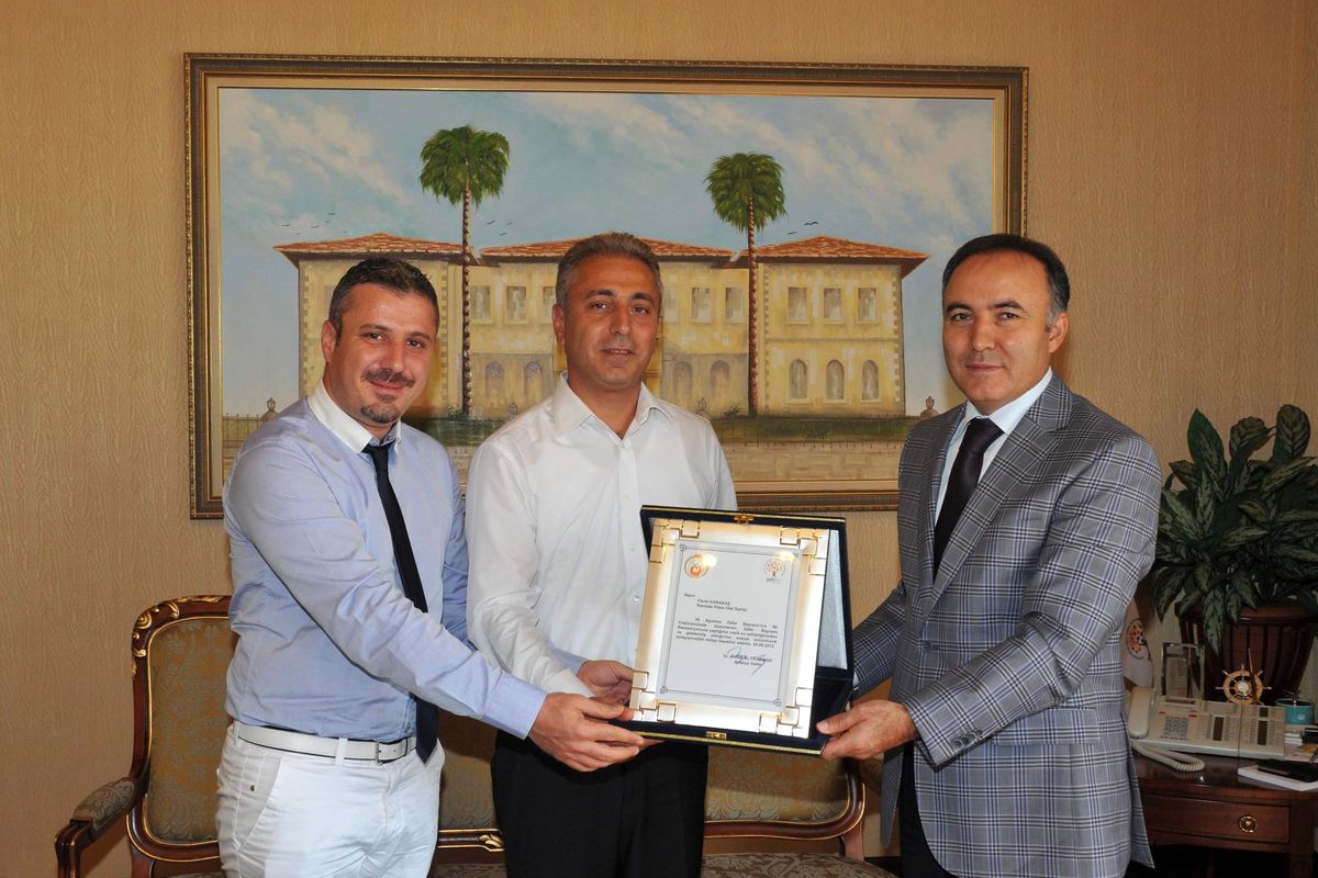 Vali Altıparmak\'tan Teşekkür Belgesi