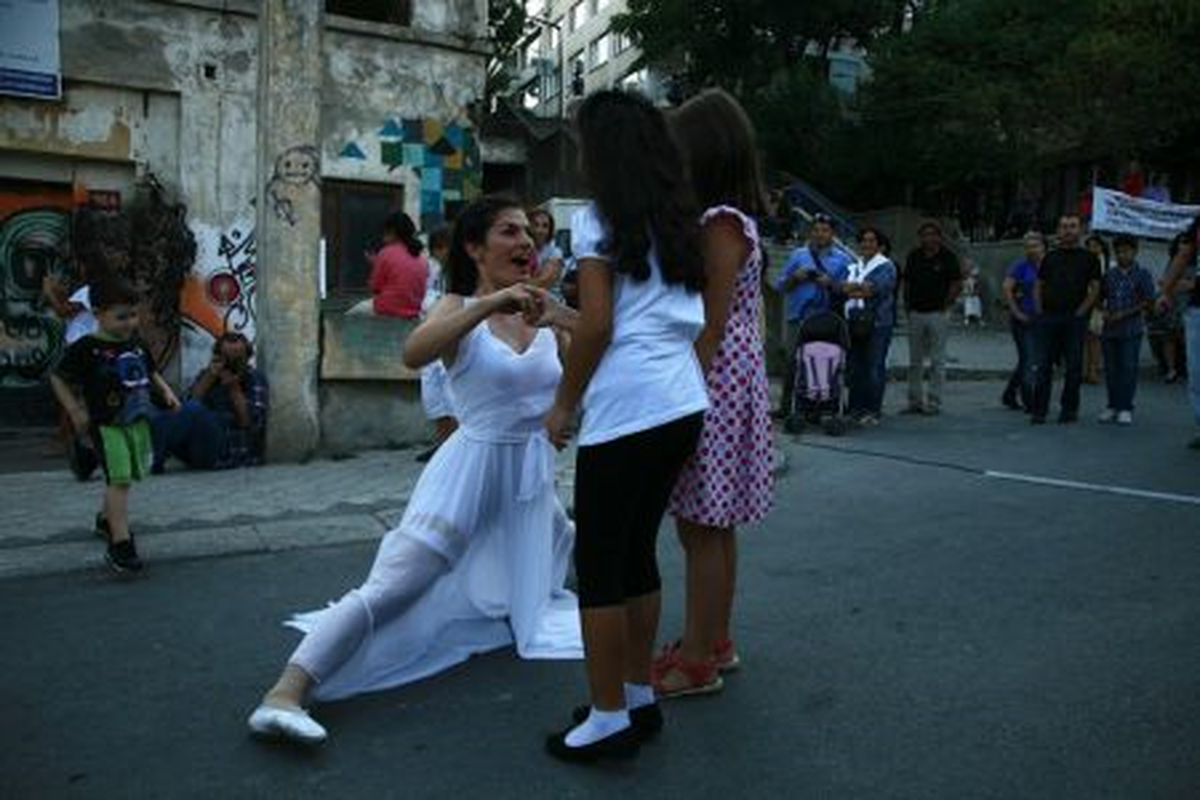 "An İçin de Dans Et" V. Burunda Sanat Festivali