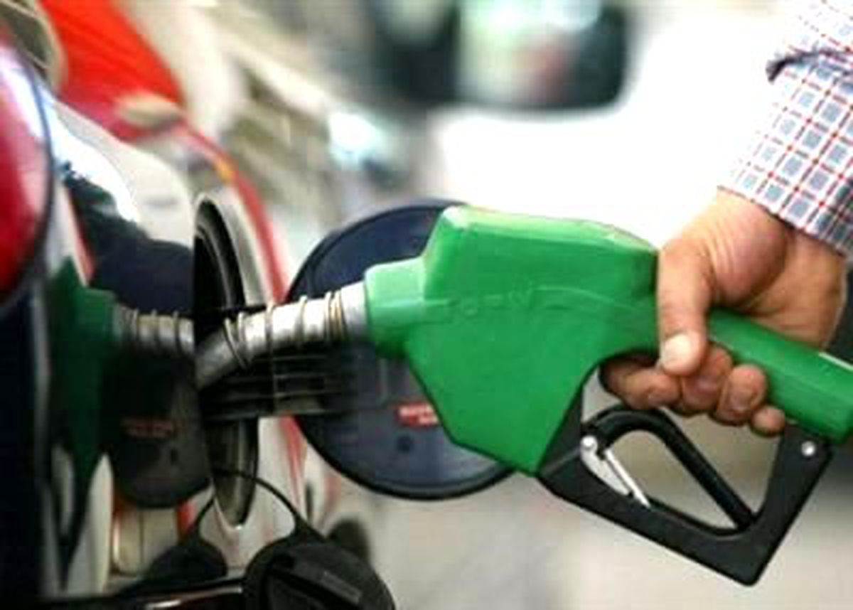 Benzine Bir Haftada İkinci İndirim