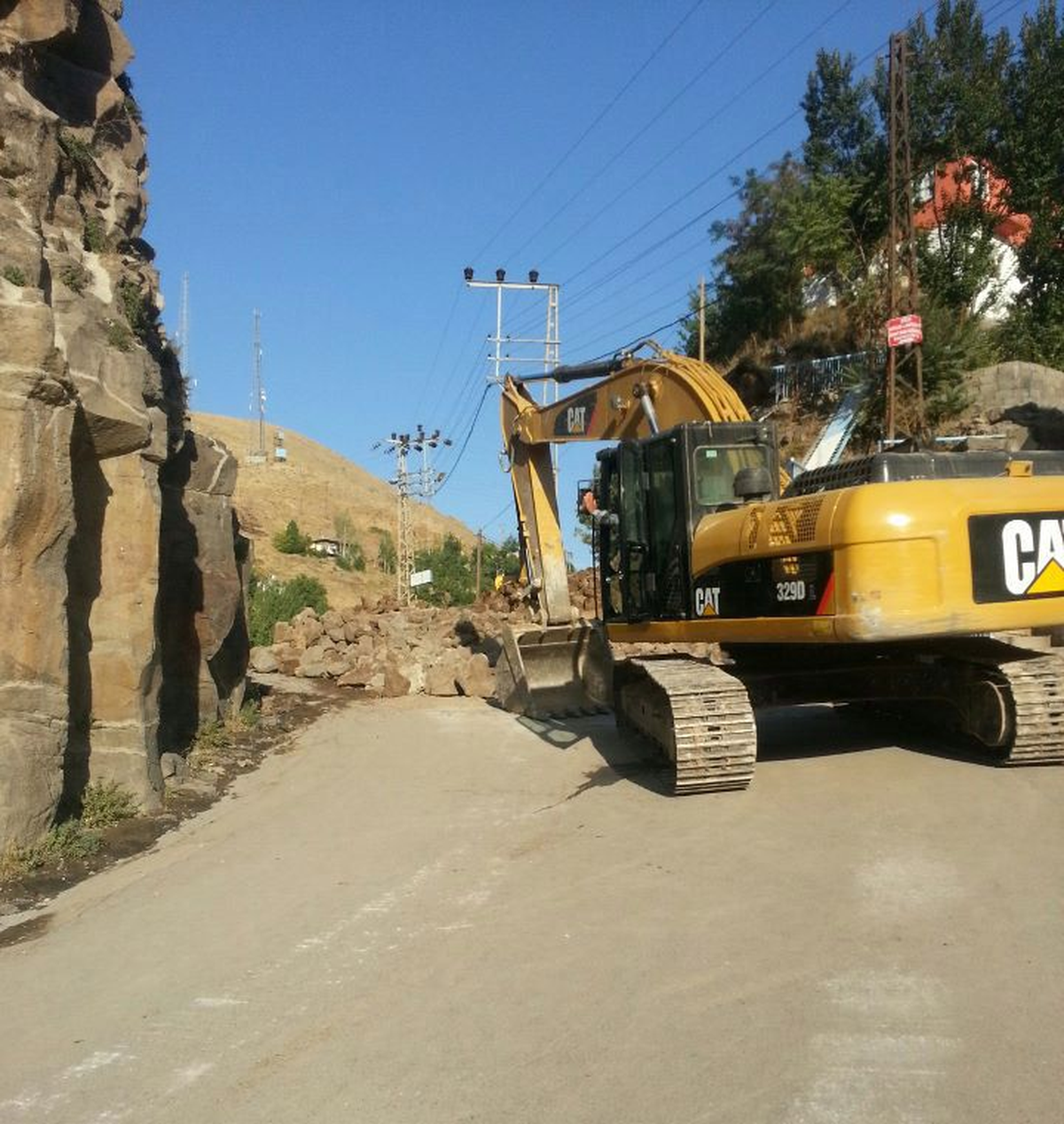 Bitlis Belediyesi\'nin Yol Yapım Çalışmaları