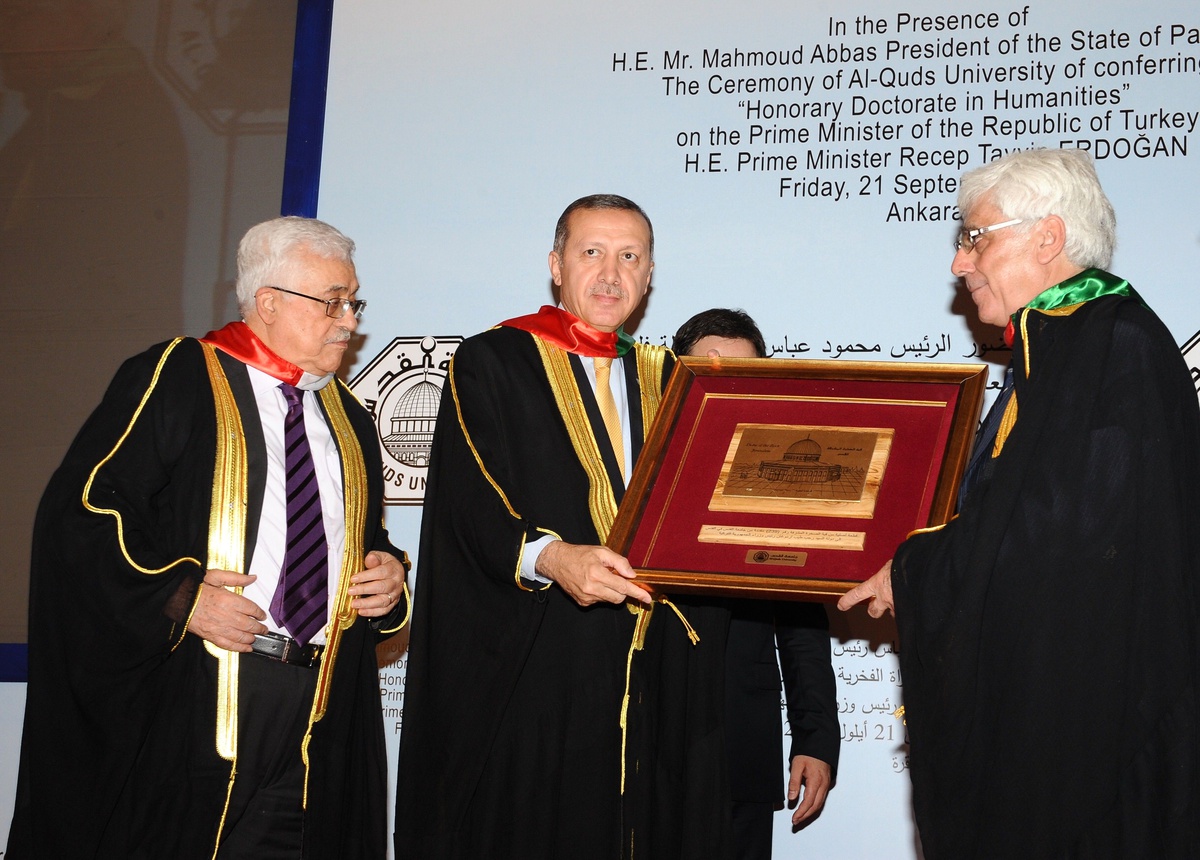 El Kudüs Üniversitesi\'nden Erdoğana Fahri Doktora Unvanı