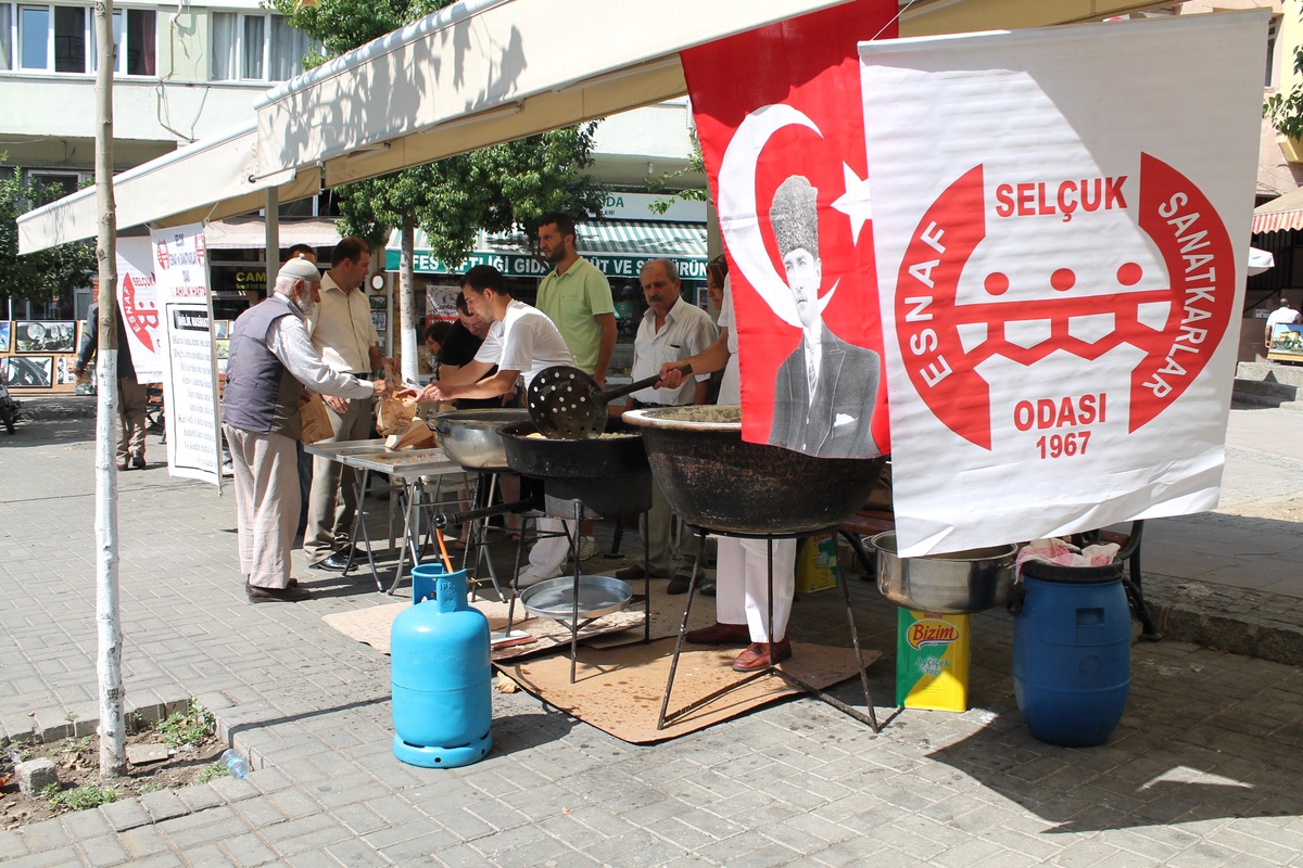Esnaf Odası Ahilik Haftası\'nda Lokma Döktürdü