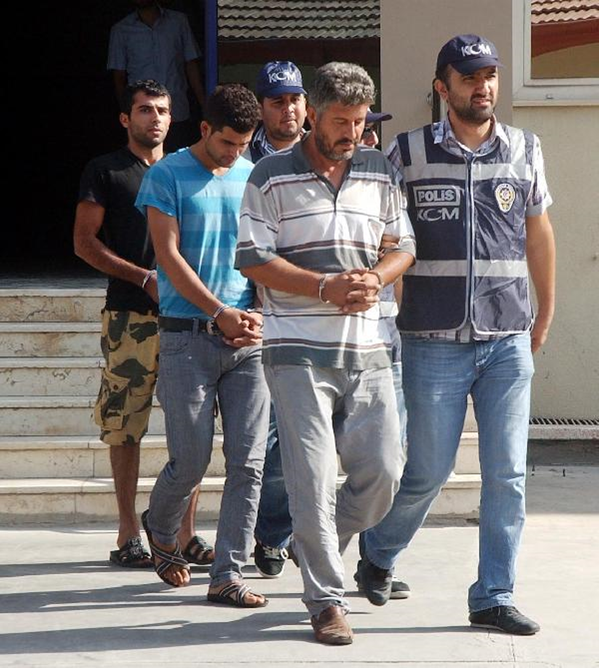 Ev Taşıma Bahanesiyle Uyuşturucu Sevkıyatı