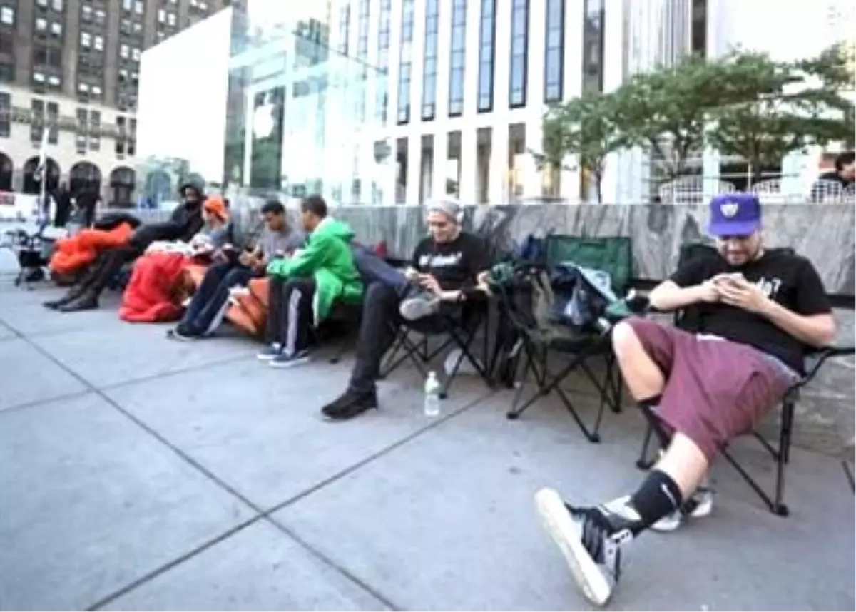 iPhone 5 Çılgınlığı Başladı