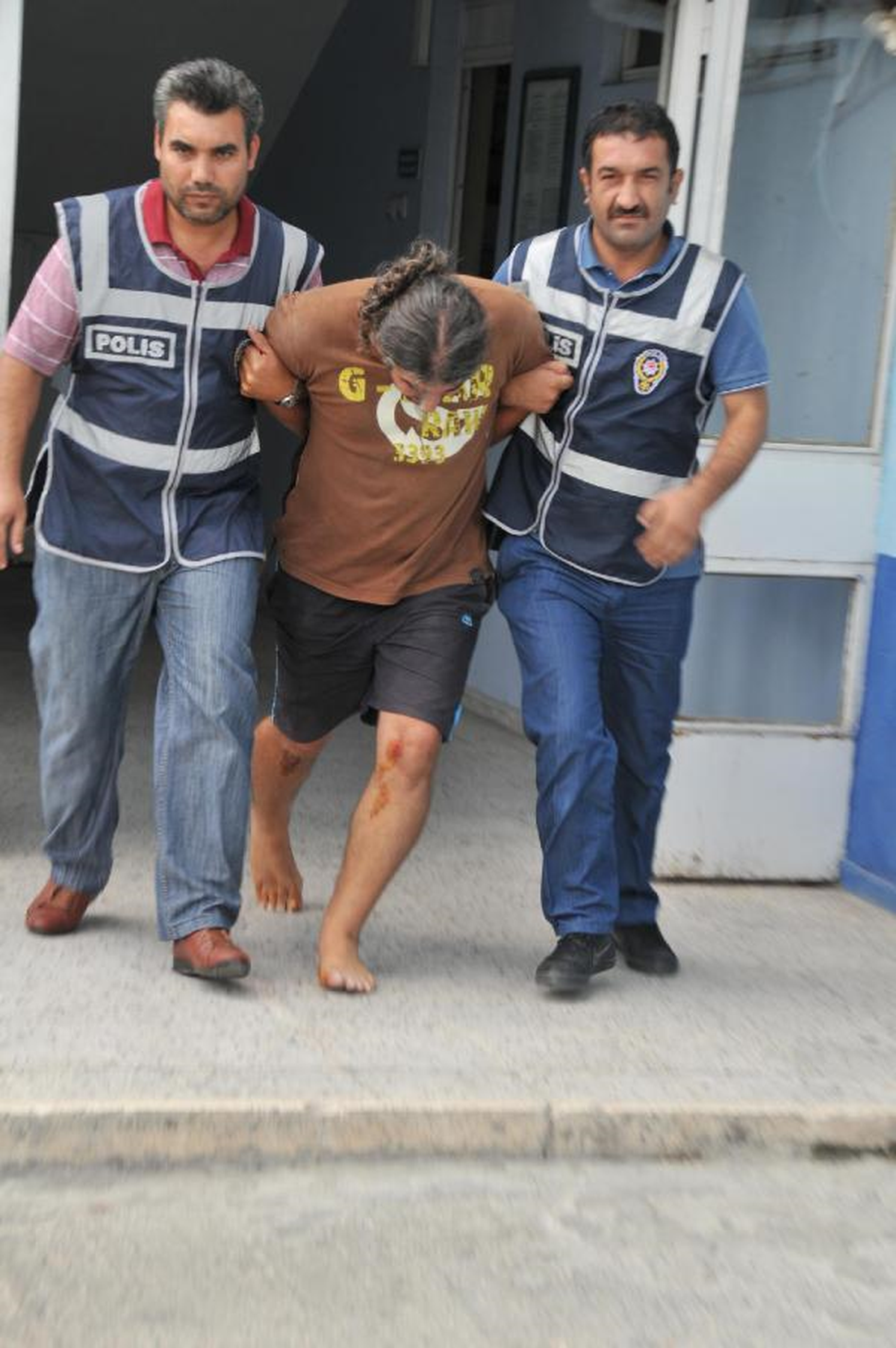 Önce Hastaneye Sonra Cezaevine