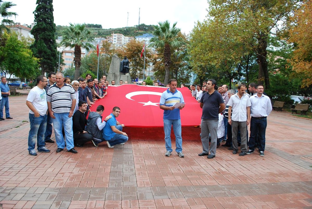 Prysmian İşçileri Terörü Tel\'in Etti
