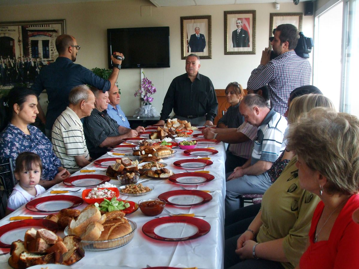 Söke MHP Şehit Aileleri ve Gaziler ile Bir Araya Geldi