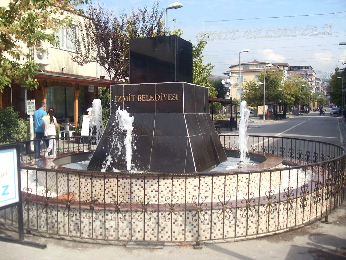 Alikahya Fatih Sultan Bulvarında Yenileme Çalışması Yapıldı