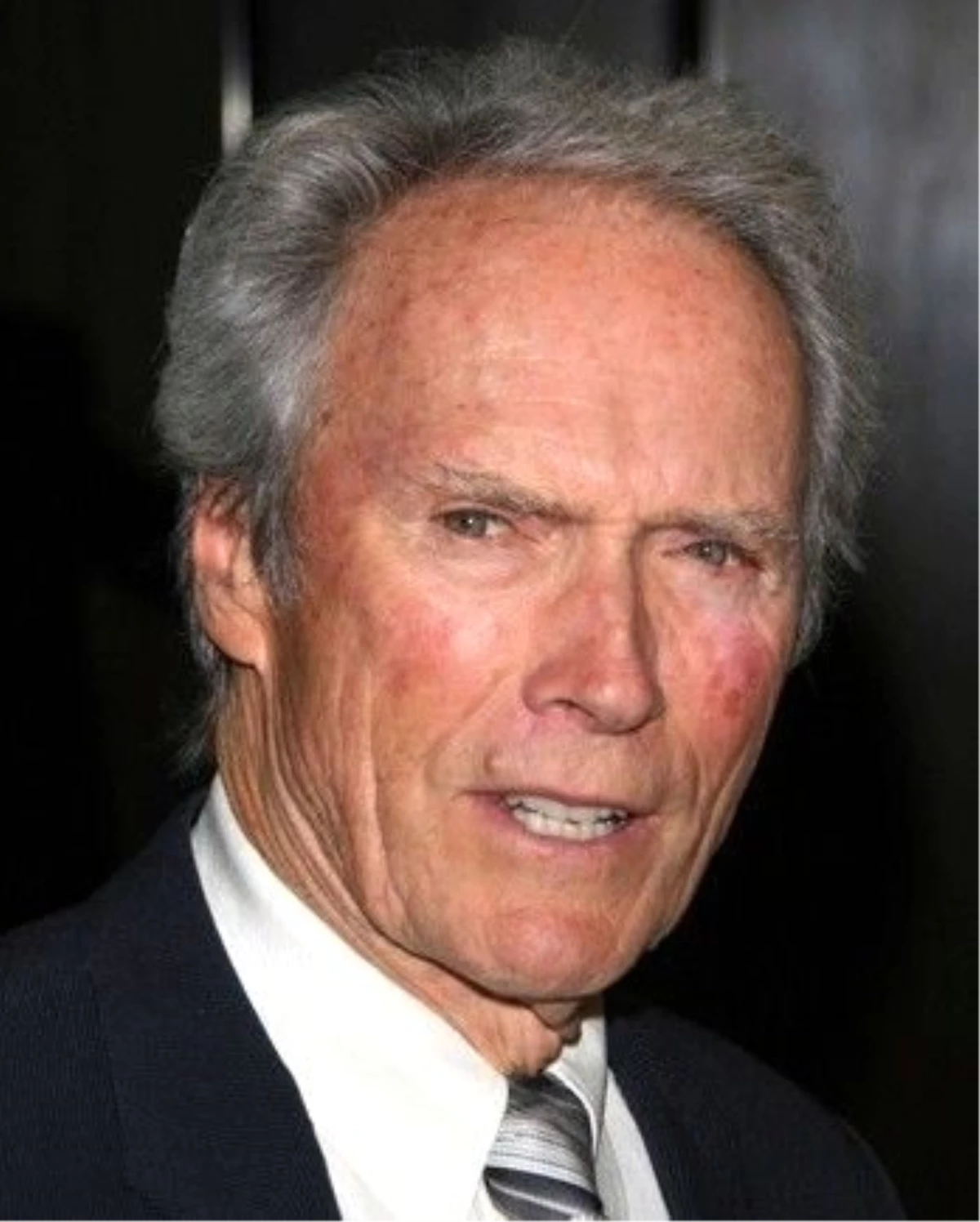 Clint Eastwood, Washington\'un Kahramanı
