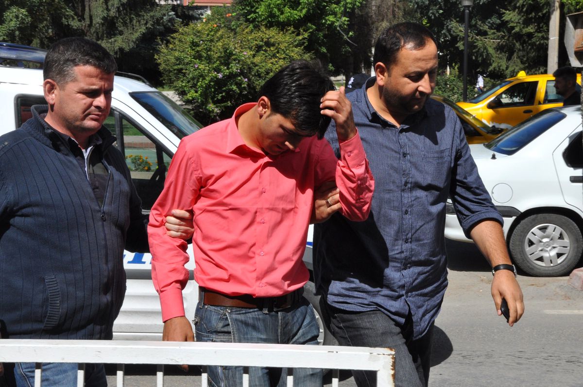 Devlet Dairelerine Dadanan Hırsız Yakalandı