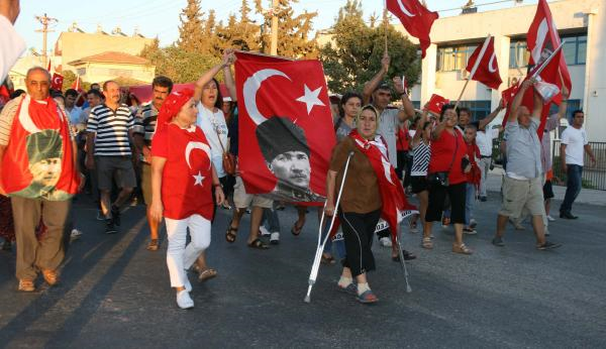 Didim\'de 5 Bin Kişi Teröre Lanet Yağdırdı