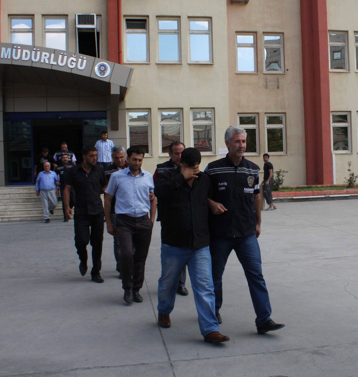 Dolandırıcılık Suçundan 5 Kişi Yakalandı