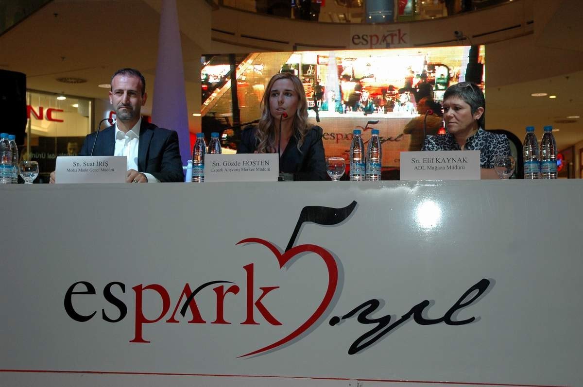 Espark Avm 5 Yaşında