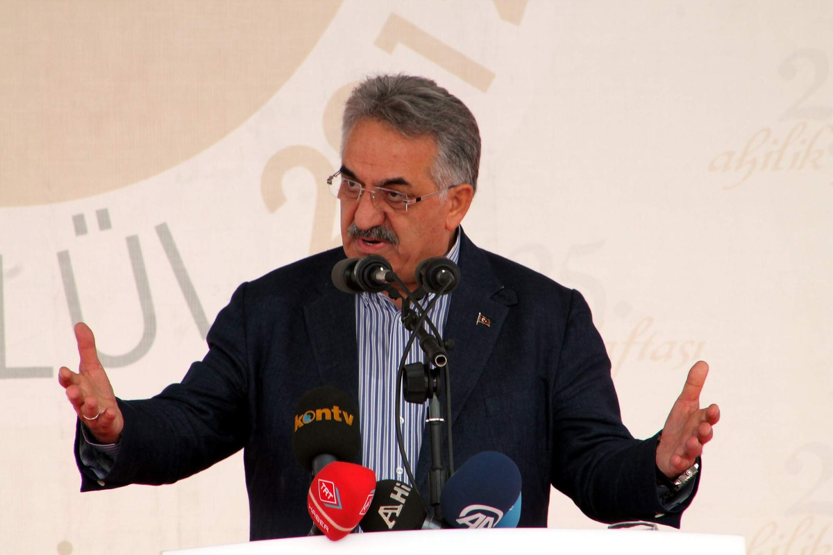 Gümrük ve Ticaret Bakanı Hayati Yazıcı Açıklaması