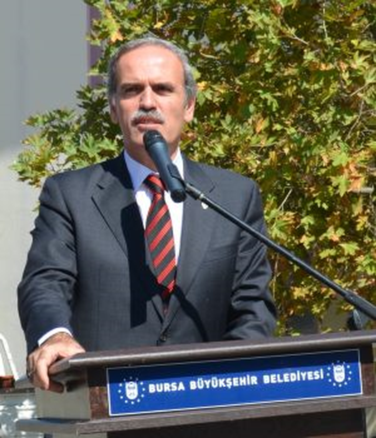 "Hizmet İçin Geldik, Hizmet İçin Varız"