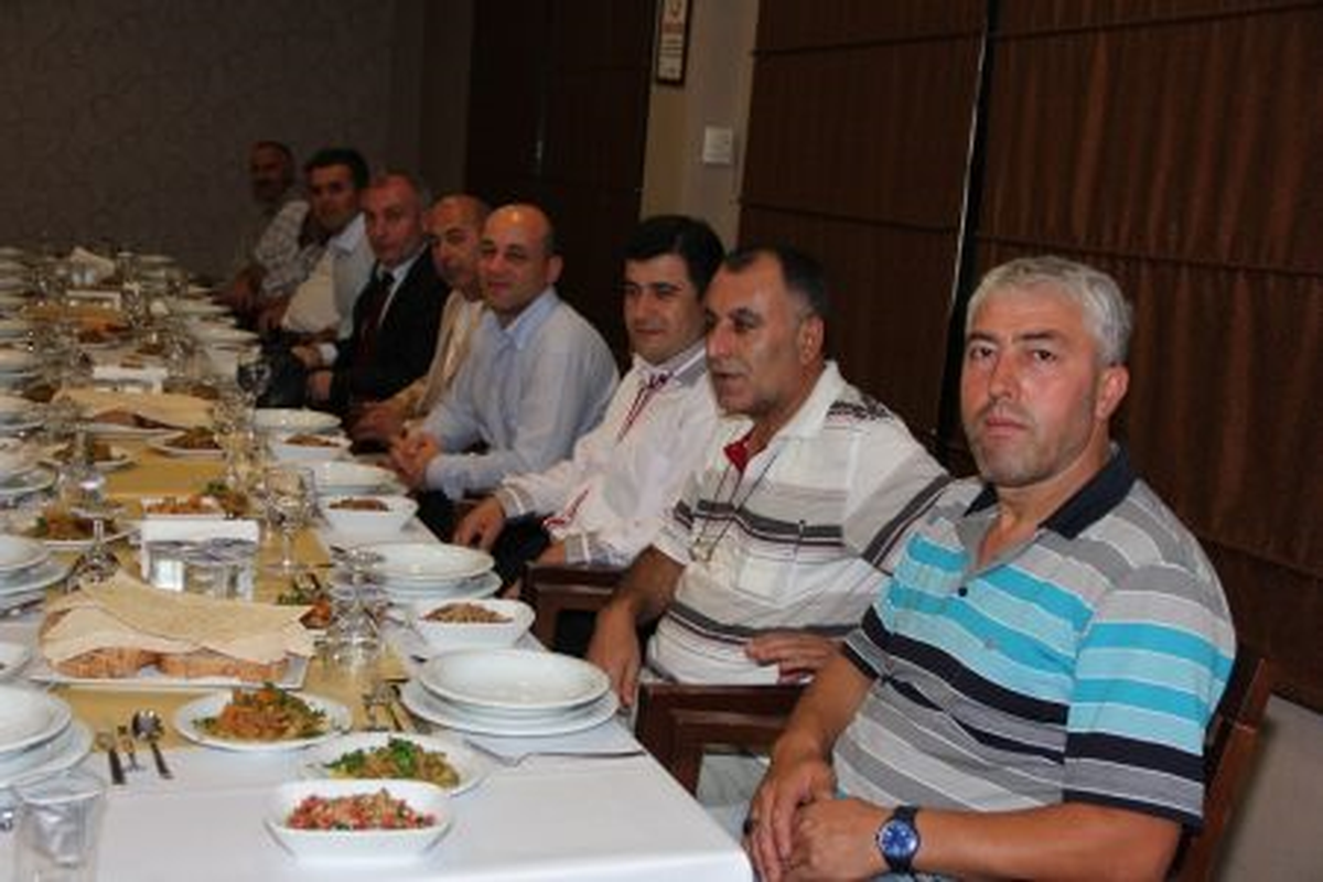 İZAYDAŞ Çalışanlarına Plaket