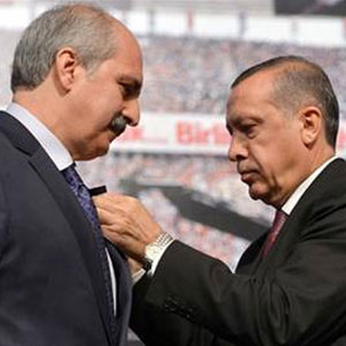 Numan Kurtulmuş\'tan İlk Mesajlar