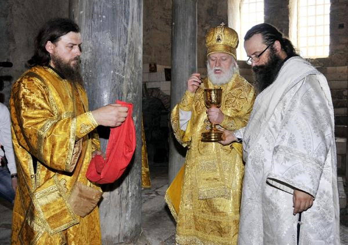 Noel Baba\'da Dünya Barışı İçin Dua Ettiler