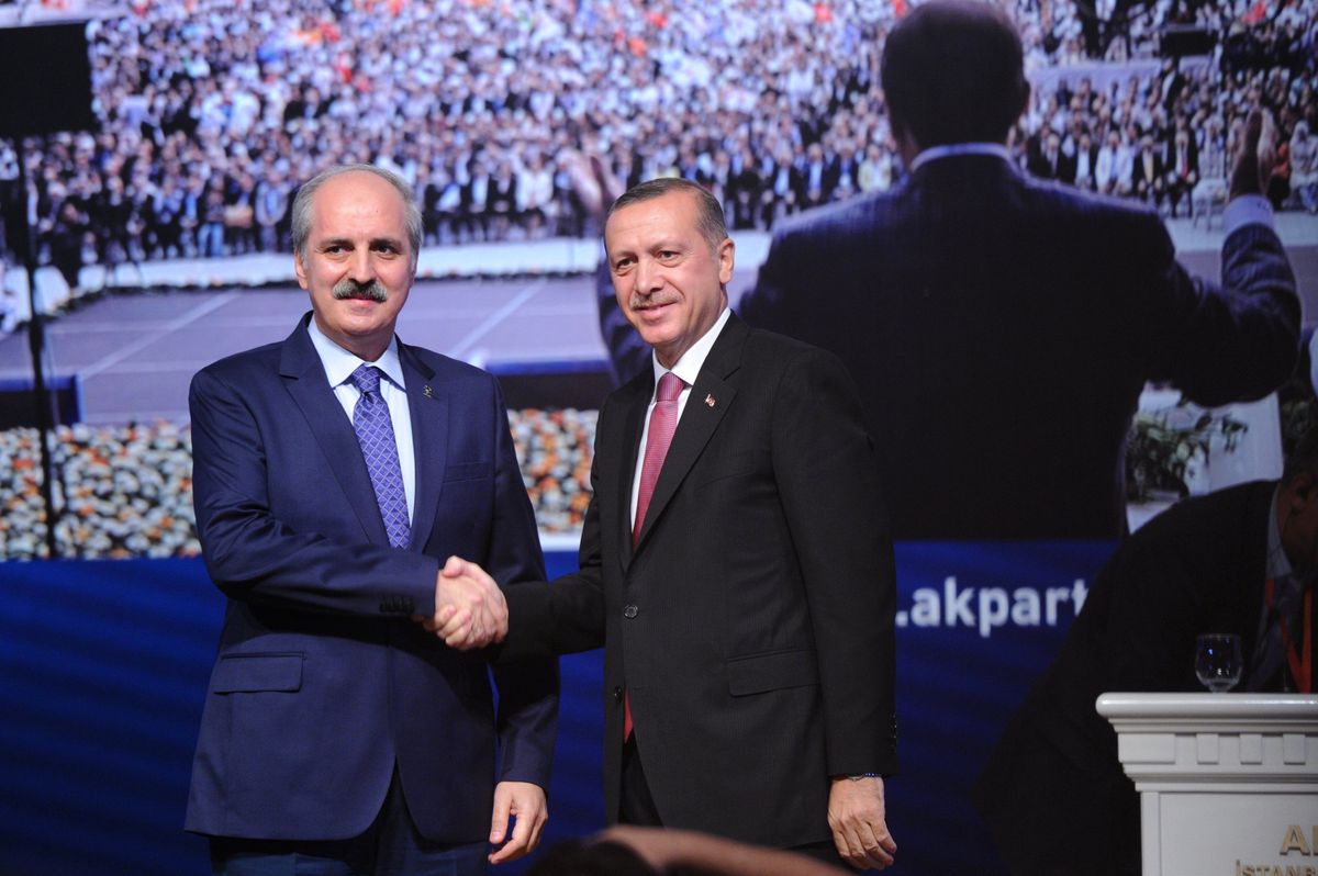 Numan Kurtulmuş AK Parti\'ye Katıldı