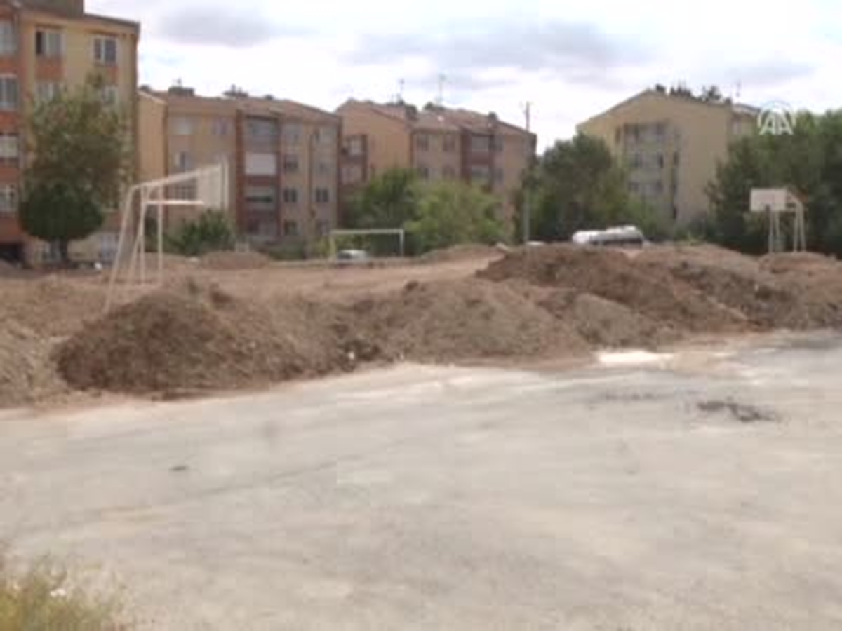 Okul ya Yerinde Yoksa