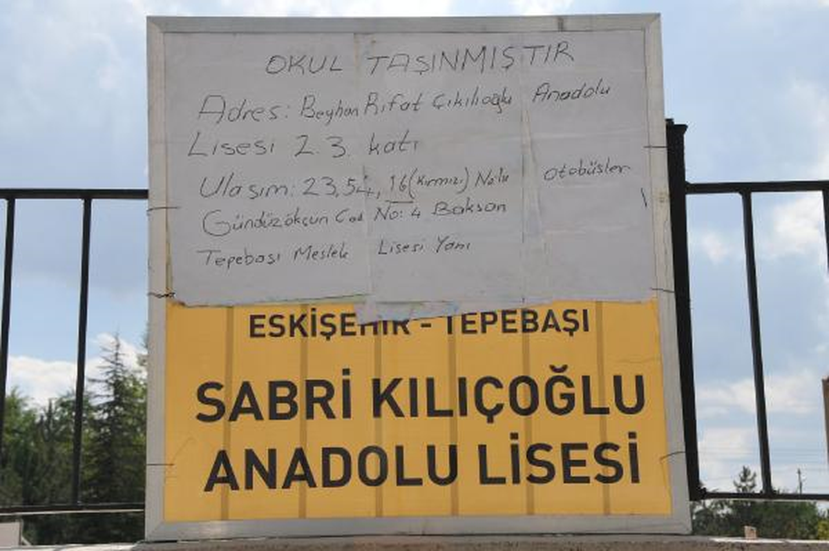 ÖSYM Yıkılan Okulu Sınav Yeri Gösterdi