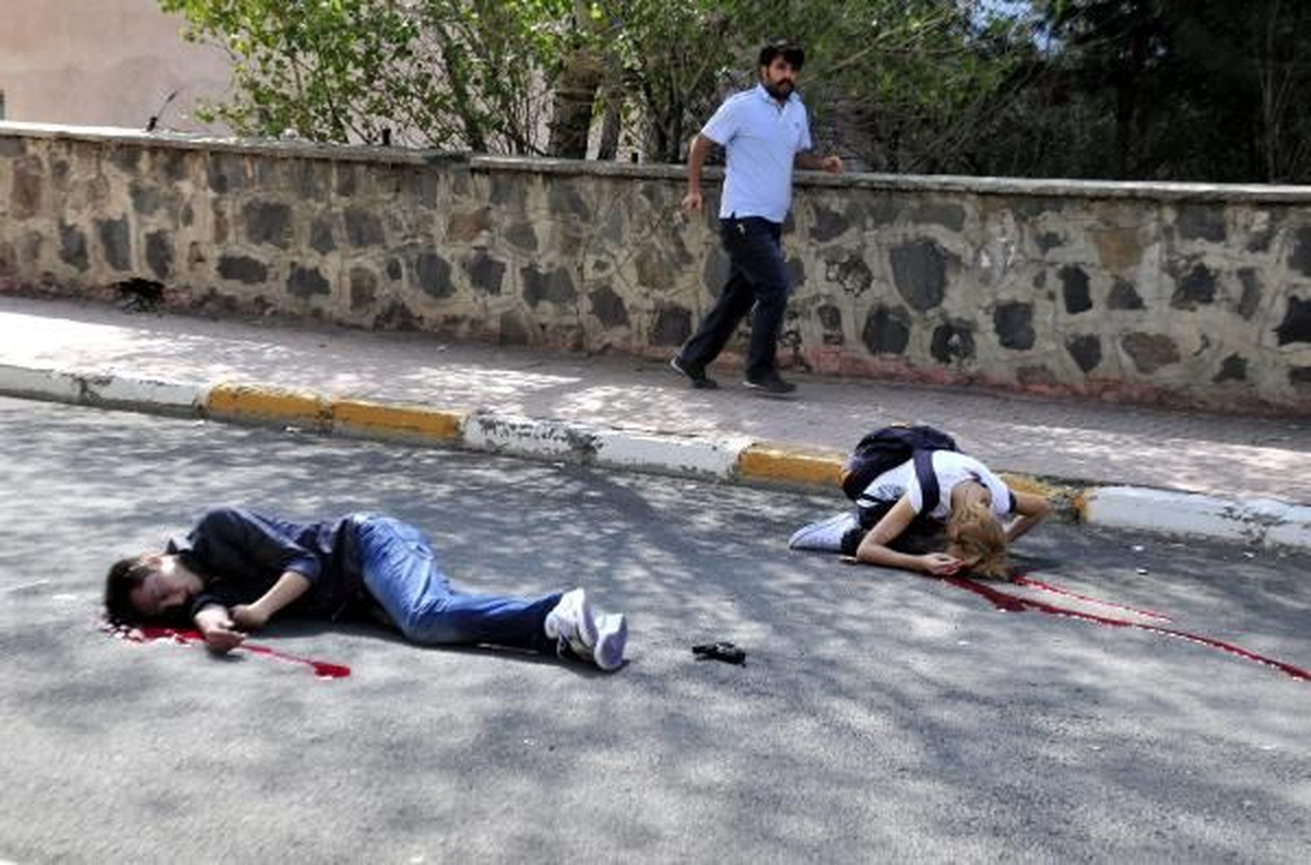 Polis Memurunun Genç Kızı Vurduktan Sonra İntihar Etmesi