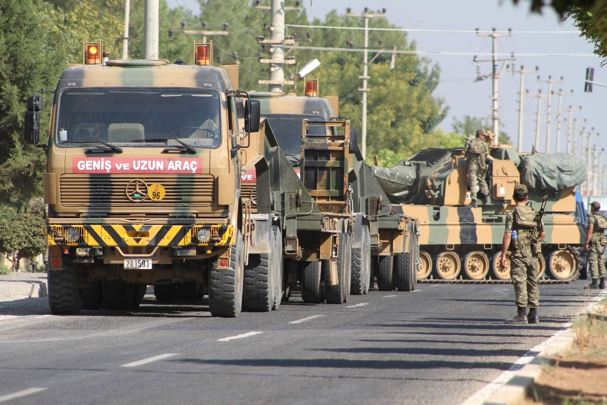 Suriye Sınırına Tank Sevkiyatı
