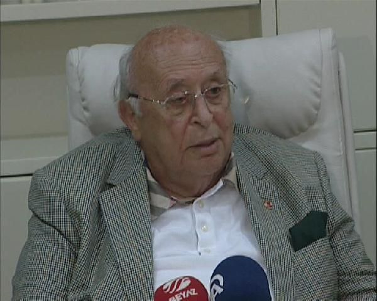 Süleyman Demirel Hastanede