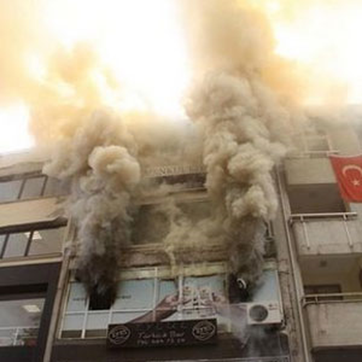 Türkü Barda Yangın 1 Ölü