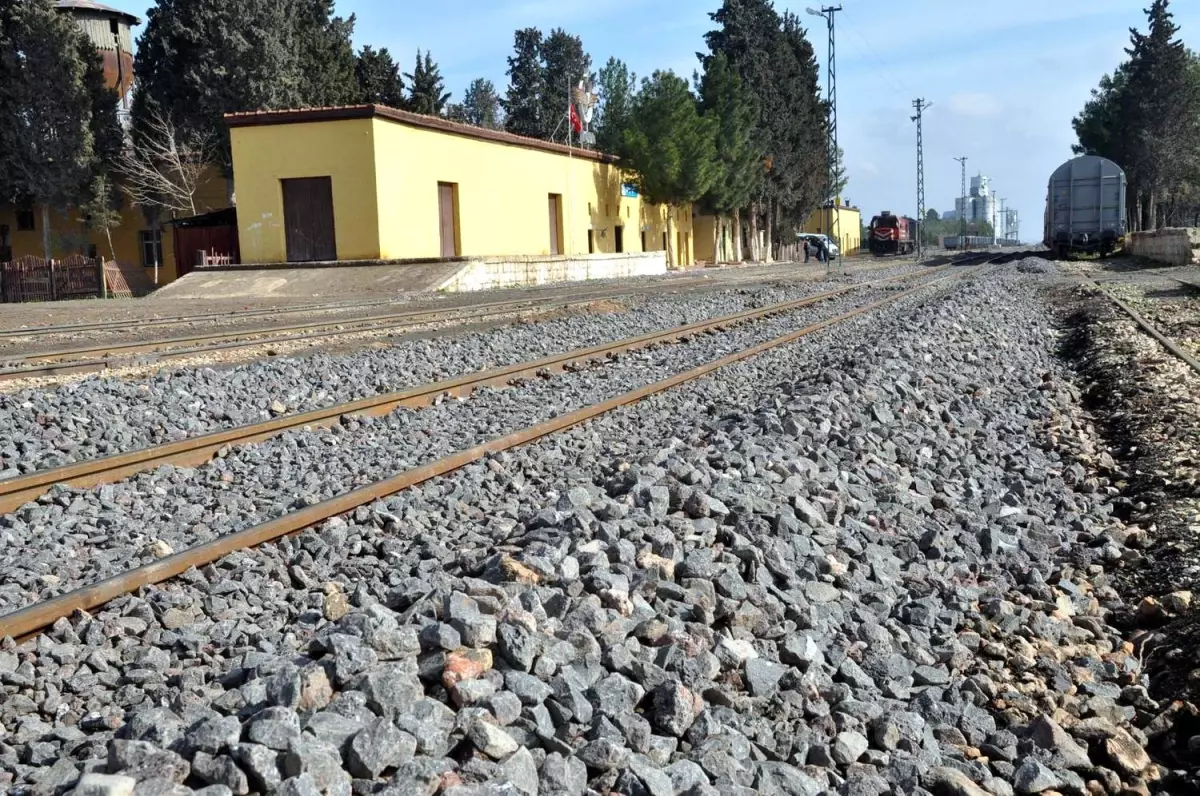 60 Yıllık Demiryolu Hattı Yenileniyor