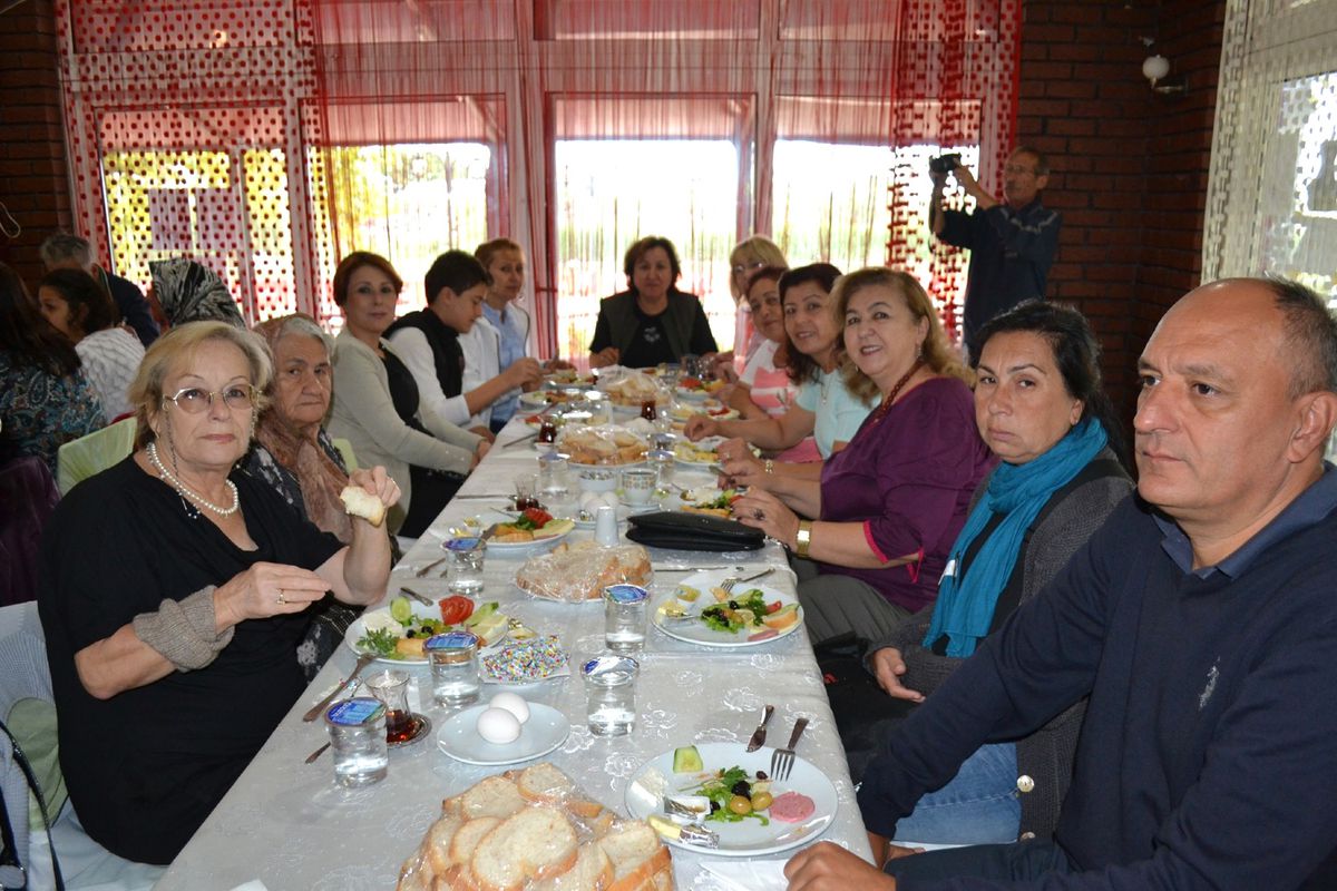 Alaplı Add\'den Kaynaşma ve Dayanışma Kahvaltısı