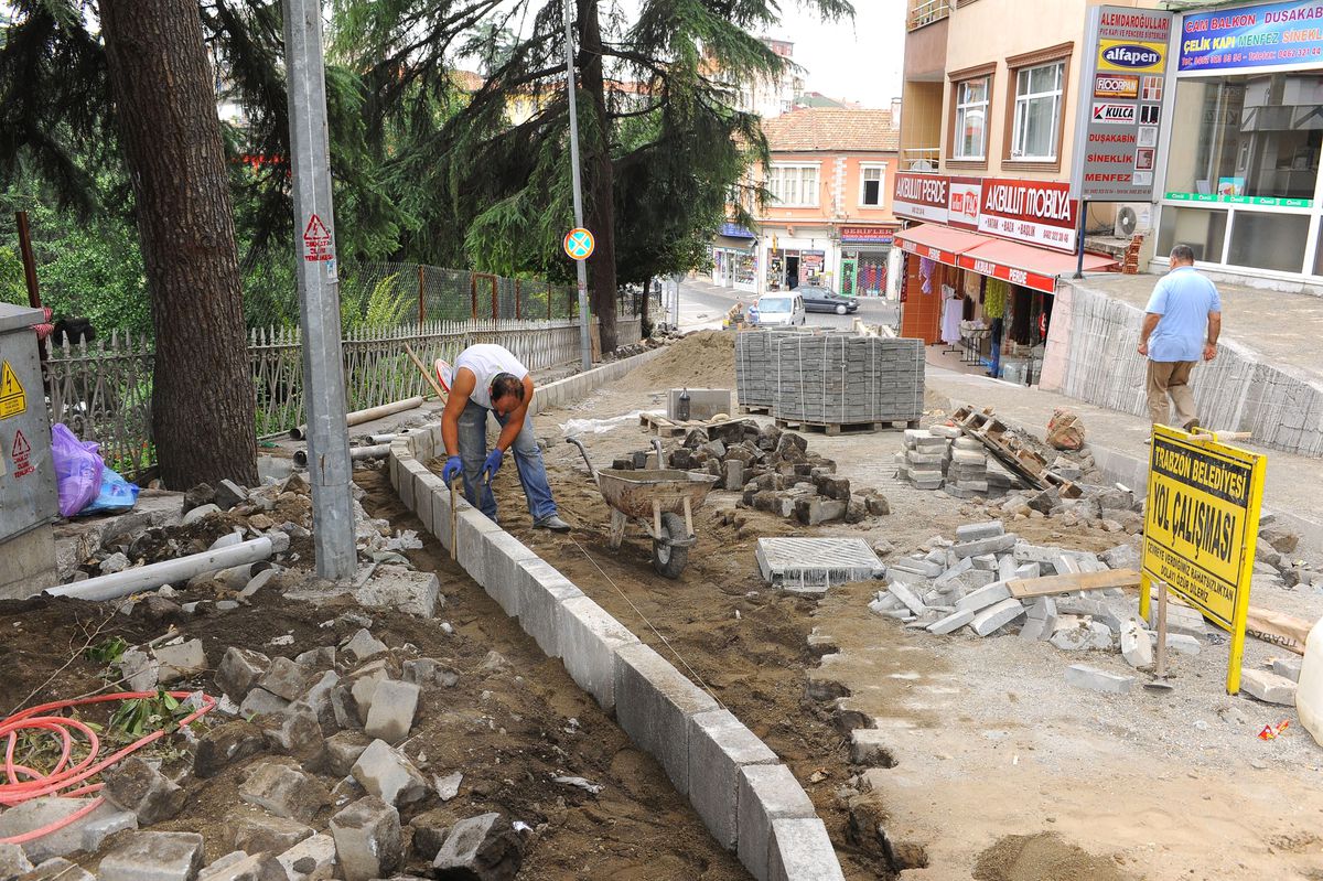 Cumhuriyet Mahallesinde Altyapı Çalışması